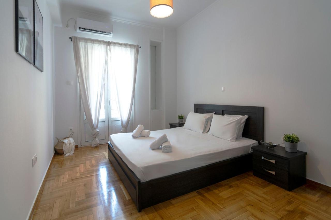 Modern 2Bd Apt In Athens , 3-Min Metro Esterno foto