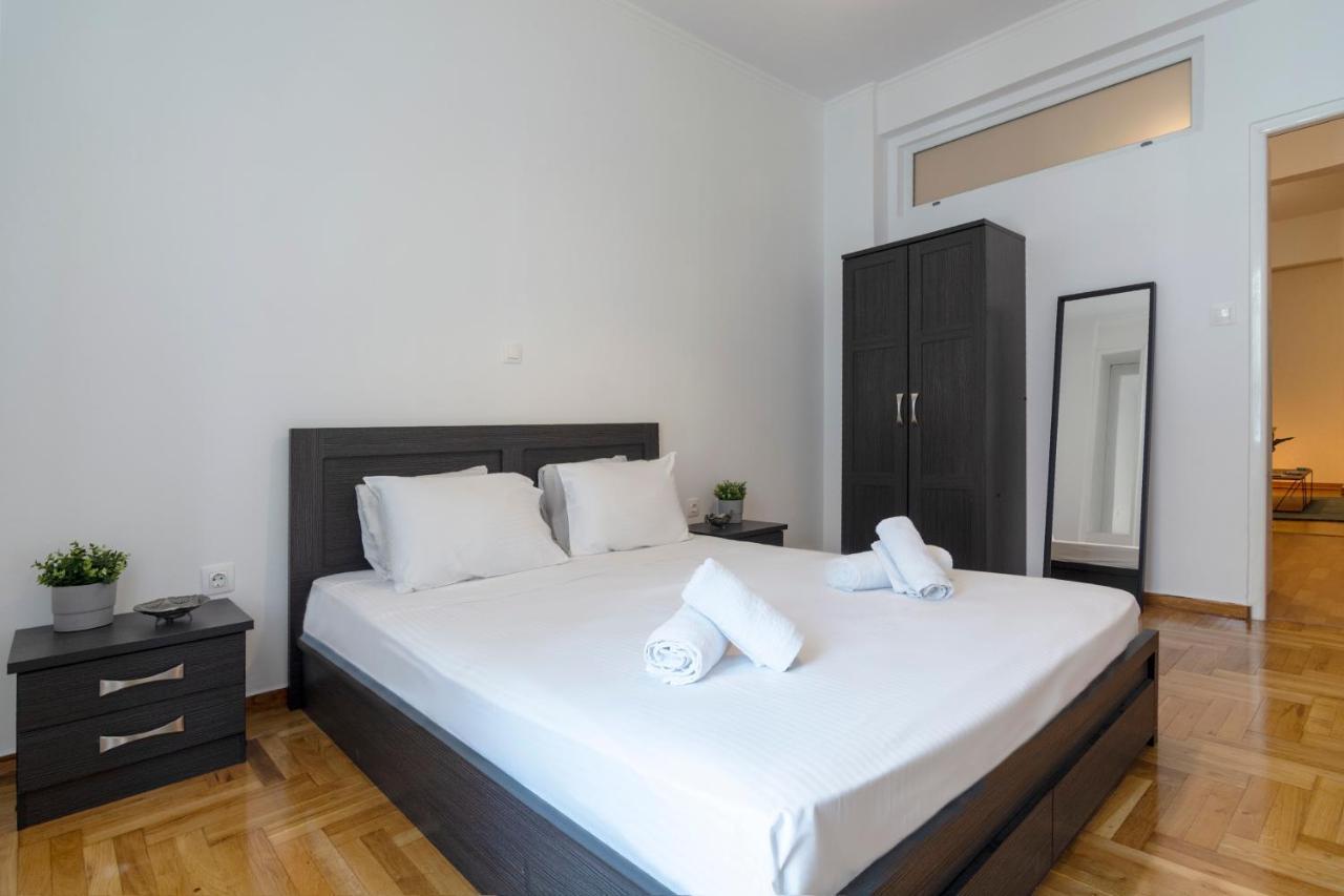 Modern 2Bd Apt In Athens , 3-Min Metro Esterno foto